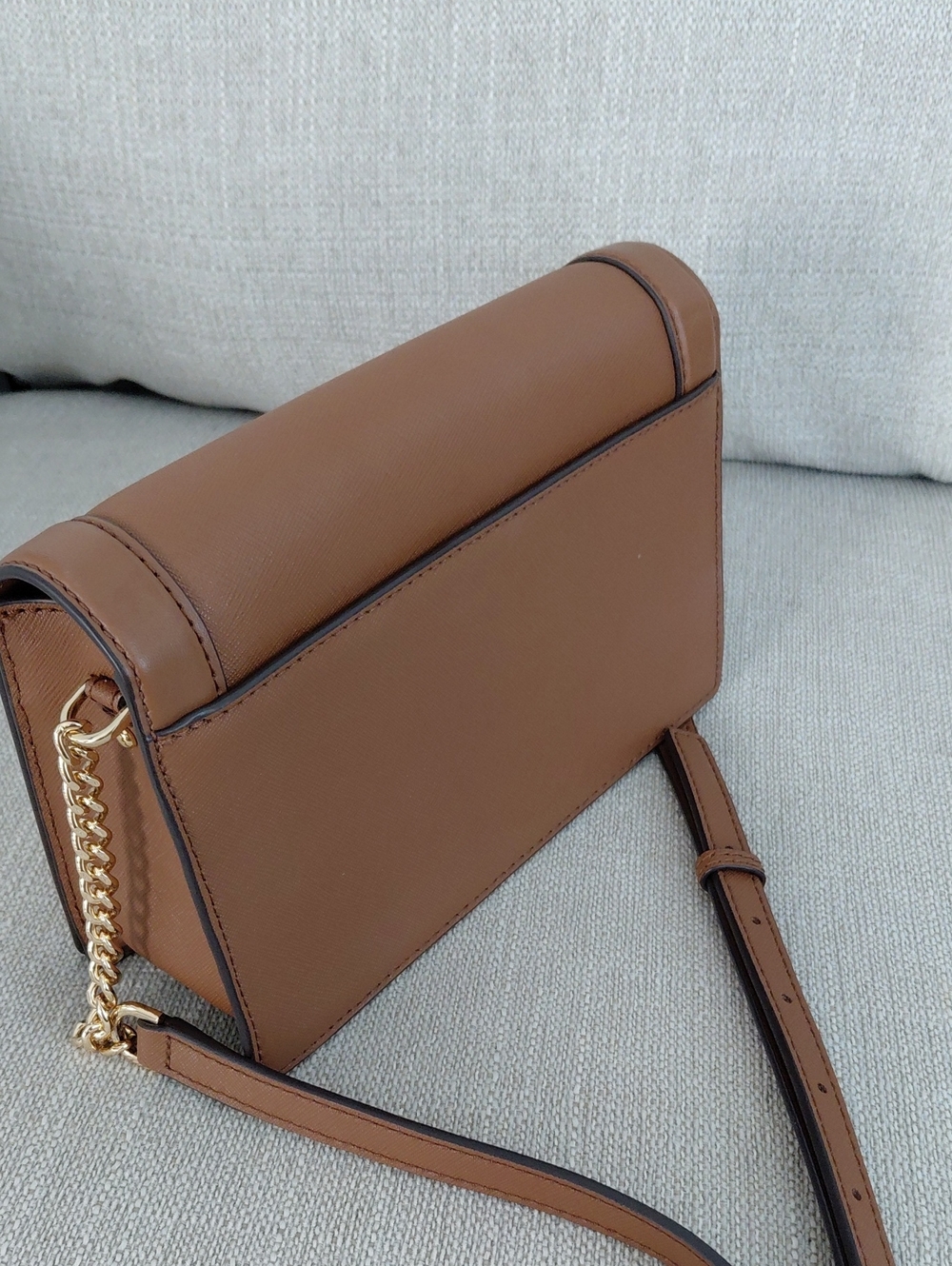 Michael Kors Jet Set Large Saffiano Leather Camel Crossbody Bag - Picture 14 of 16